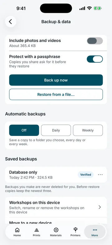 The Backup and data screen in 3DCDesign: include photos, protect shared copies with a passphrase, back up now and automatic backups.